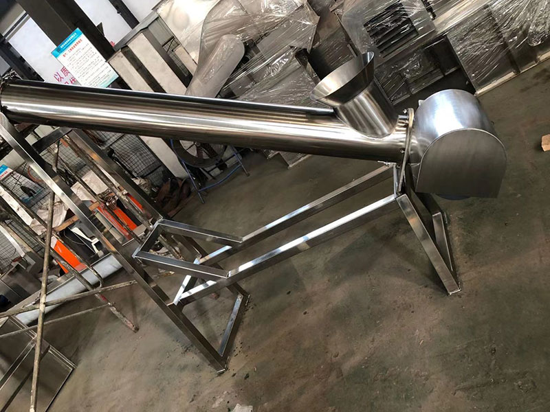 螺旋輸送機(jī)廠家如何在發(fā)展中進(jìn)步 螺旋輸送機(jī)廠家如何在發(fā)展中進(jìn)步